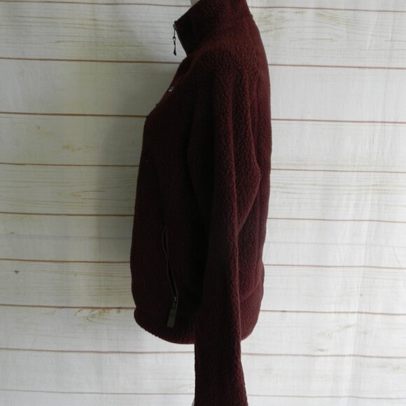 Patagonia Women's Retro Pile Jacket in Burgundy - Picture 4 of 7